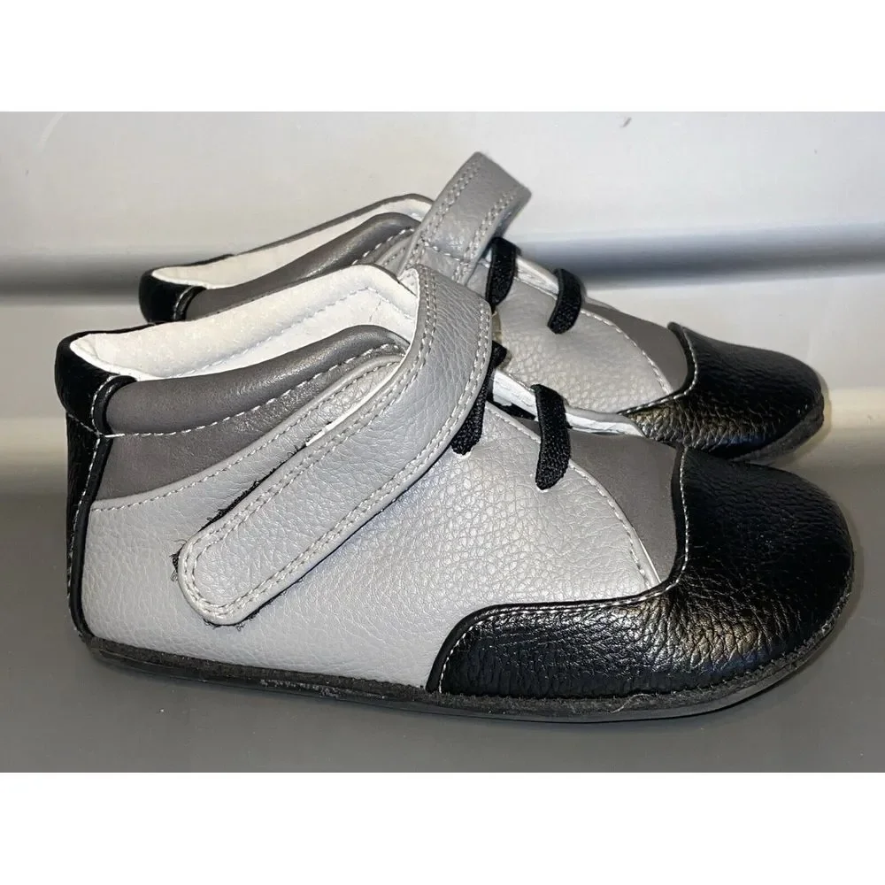 Jack and Lily Infant‎ Shoes Leather moccasin sz 30-36 Months Gray and Black